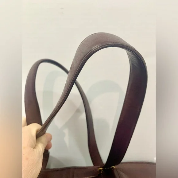 Coach Vintage NYC Marketing Tote Glove Tanned Leather Burgundy Shopper 1980’s - Picture 8 of 12